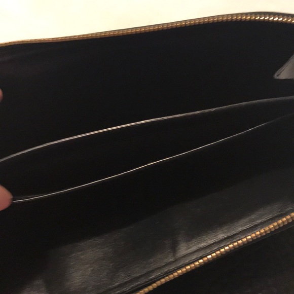 Burberry Alvington Wallet - Picture 5 of 8